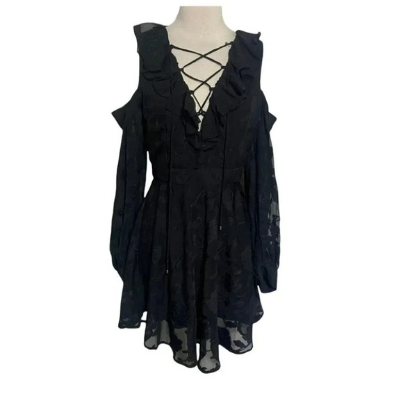 DARK PINK‎ S black cold shoulder long sleeve ruffle & lace up front dress - Picture 6 of 8